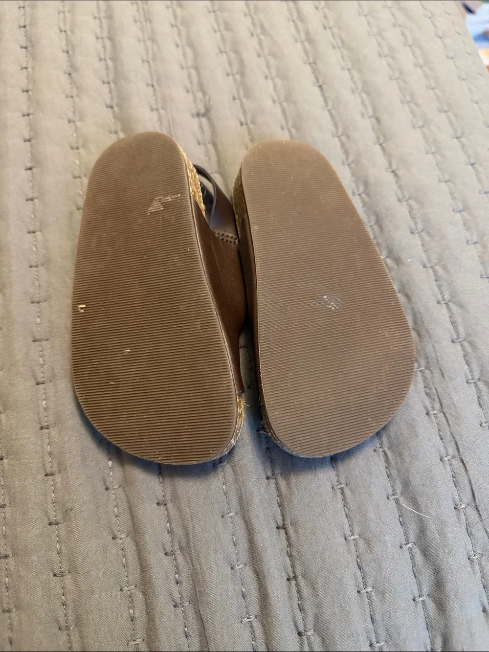 Old Navy toddler sandals